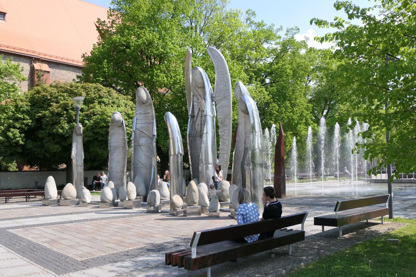 Fontanna na placu Jana Długosza w Raciborzu.