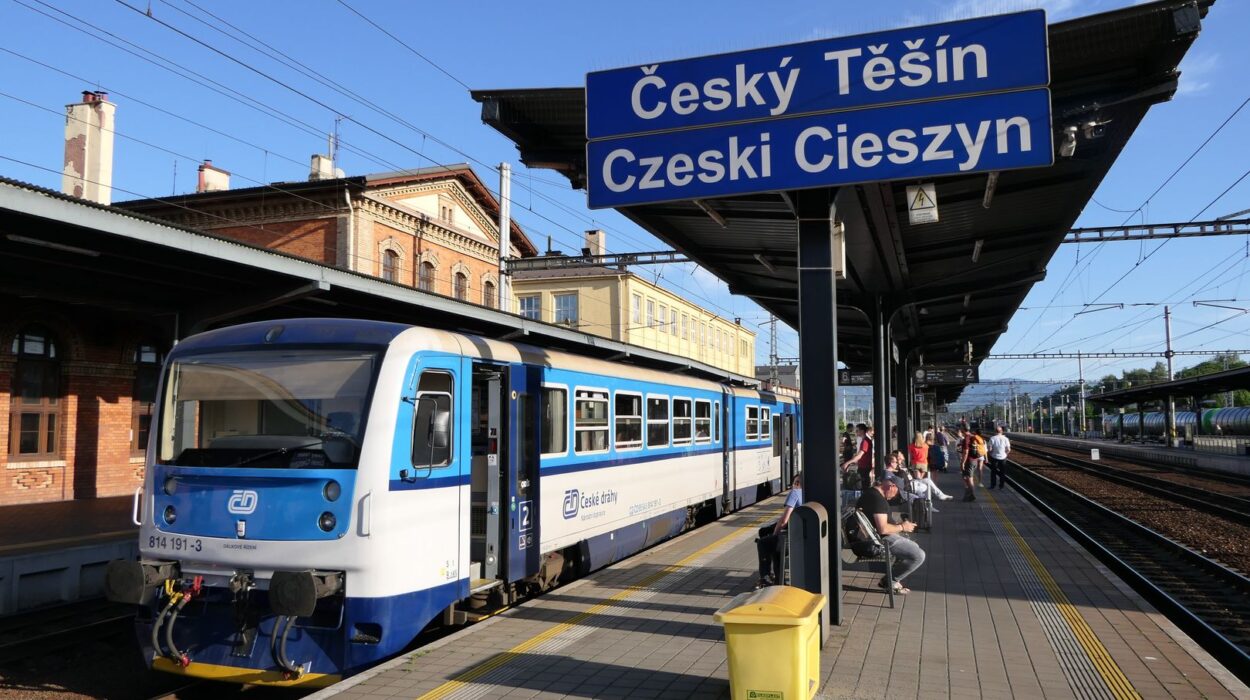 Dworzec kolejowy w Czeskim Cieszynie.